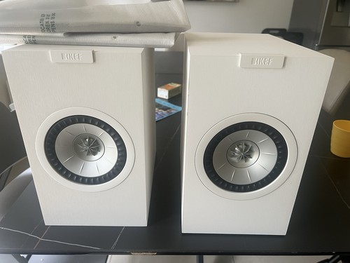 Kef meta - kef, q1