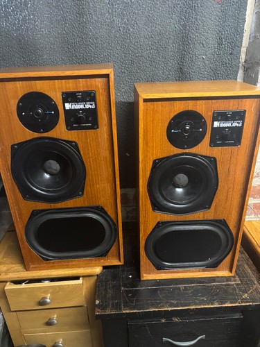 Kef reference series model - kef,